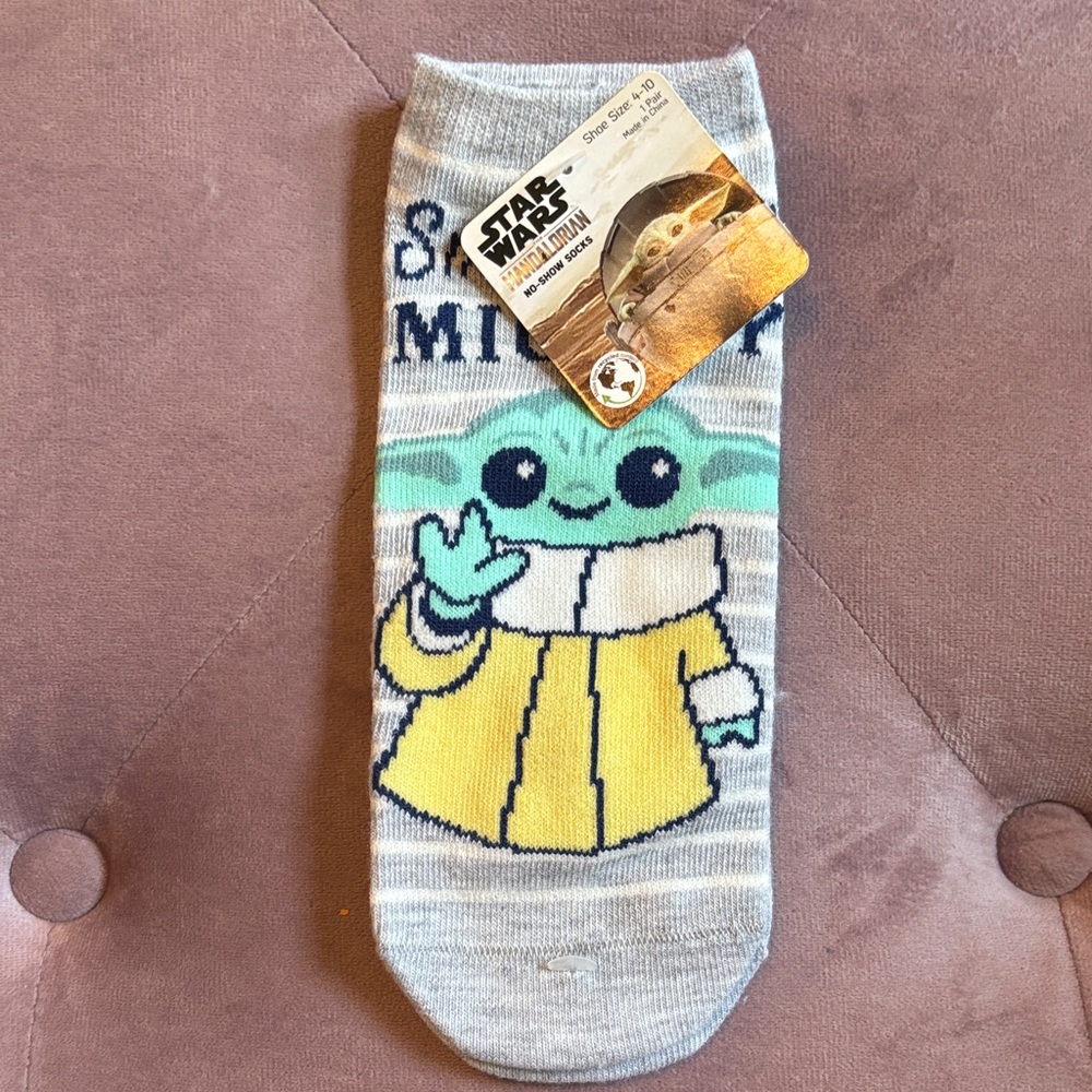 Star Wars Mandalorian Grogu Gray and Yellow Socks